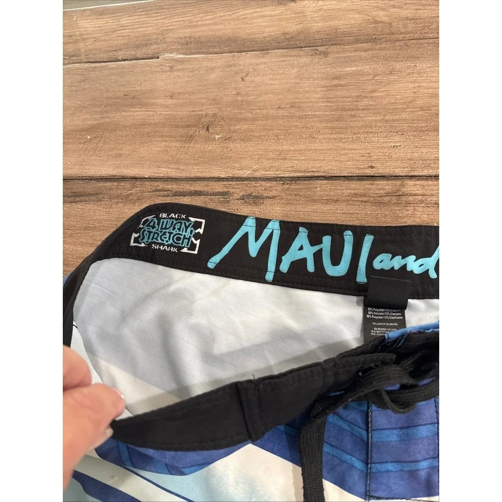 Board Shorts MAUI AND SONS Black shark Stretch  White Blue  Swim Trunk Sz 36